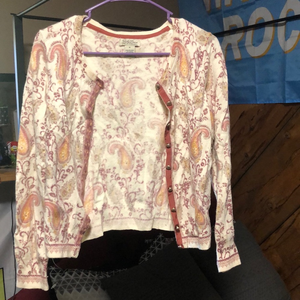Super cute great condition lucky brand medium somewhat thin super soft